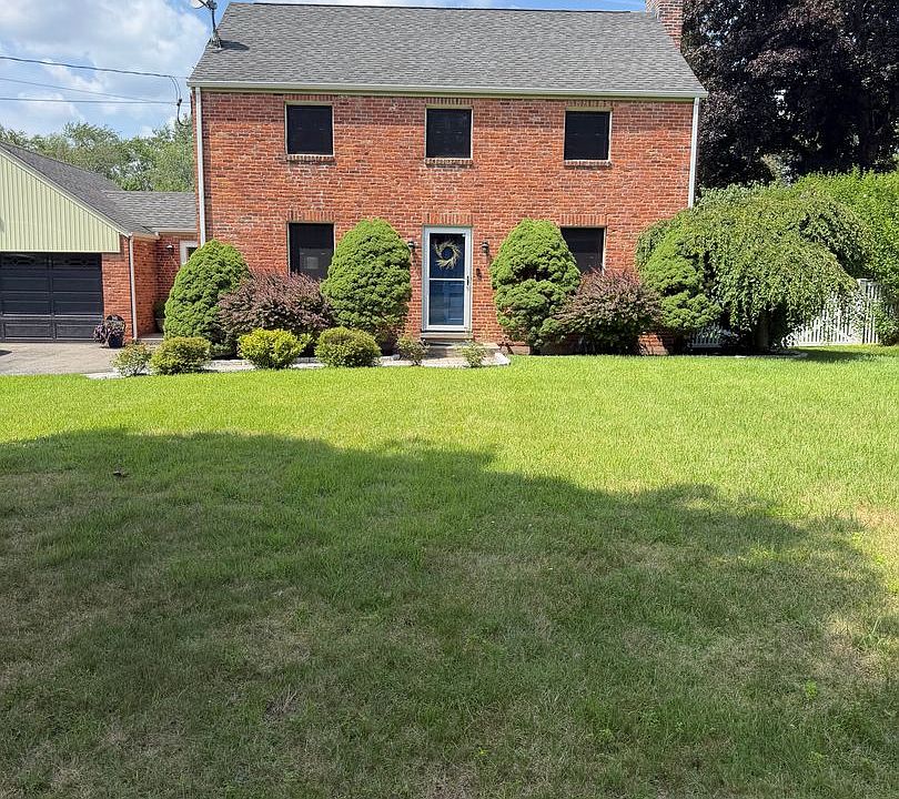 1st image of 79 Brook St