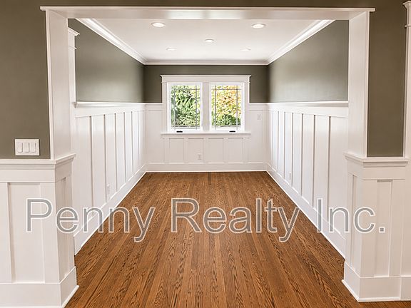 5th image of 1331 E Maple Ave