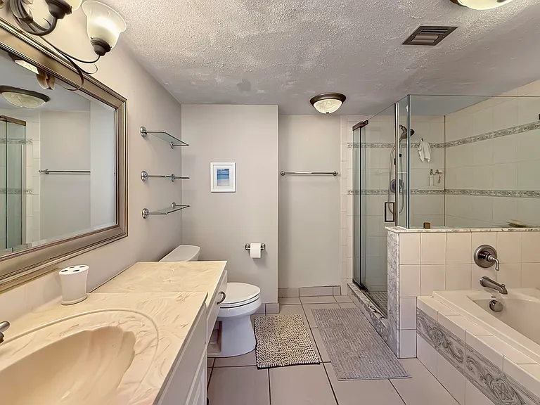 4200 N Ocean Dr #1-902 — Photo 10