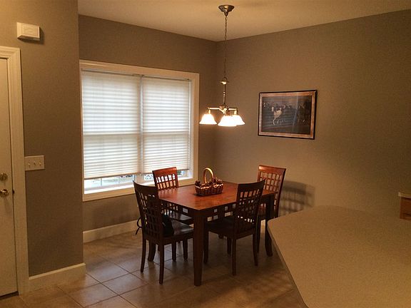 4th image of 326 Ballston Ave APT 2