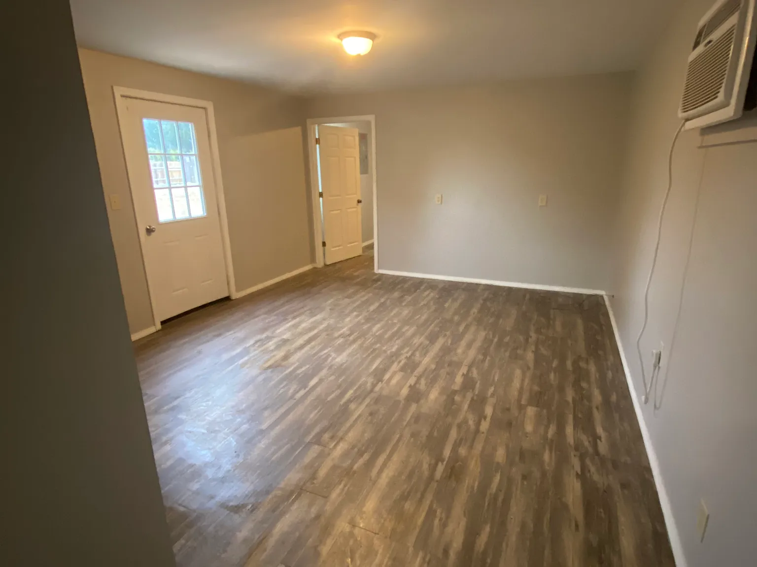 1 bed, 500 sqft, $450 — Photo 4