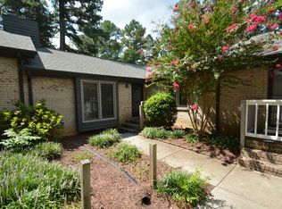 300 W Woodcroft Pkwy APT 24C, Durham, NC 27713