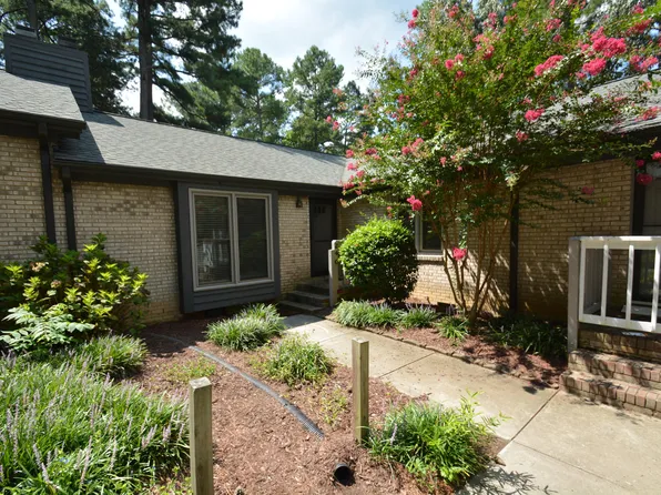 300 W Woodcroft Pkwy APT 24C, Durham, NC 27713