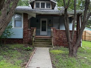 2010 N 9th St, Springfield, IL 62702