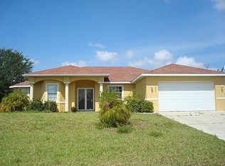 2704 SW 1st Pl, Cape Coral, FL 33914