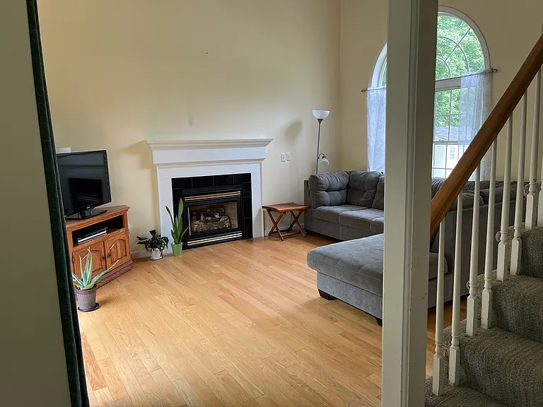210 Kent Farm Rd #2 — Photo 2