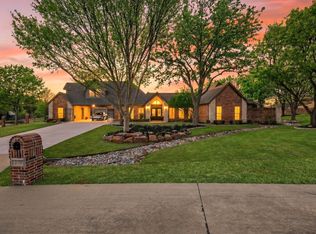 3101 High Point Dr, Flower Mound, TX 75022