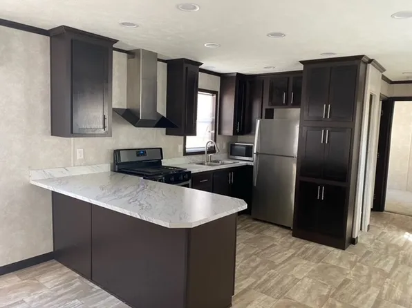 300 Medary Ave S Lot 65, Brookings, SD 57006