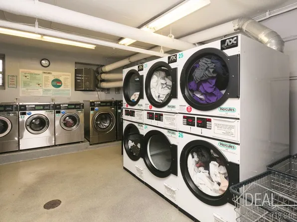 270 Jay Street image 8 of 13