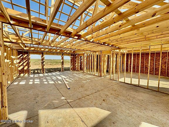 4th image of 76 Mattingly Ln