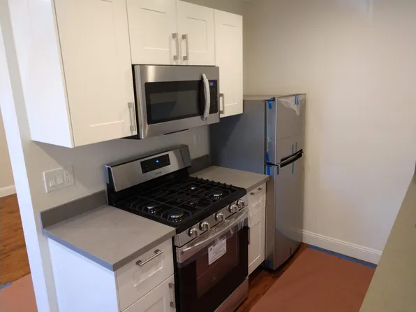 730 E 17th St, Oakland, CA