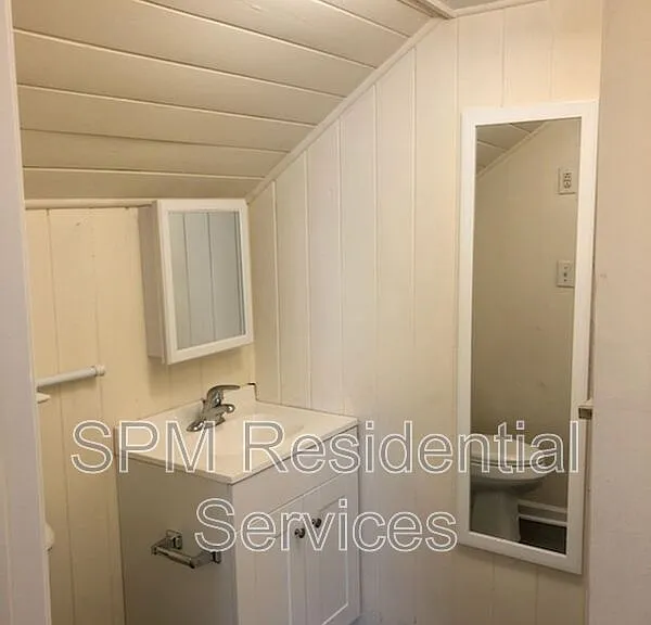 2803 Market St #A — Photo 7