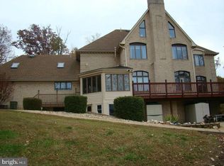5123 Cannon Bluff Dr, Woodbridge, VA 22192