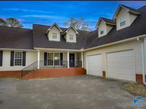 412 Nancy Dr, Albertville, AL 35951