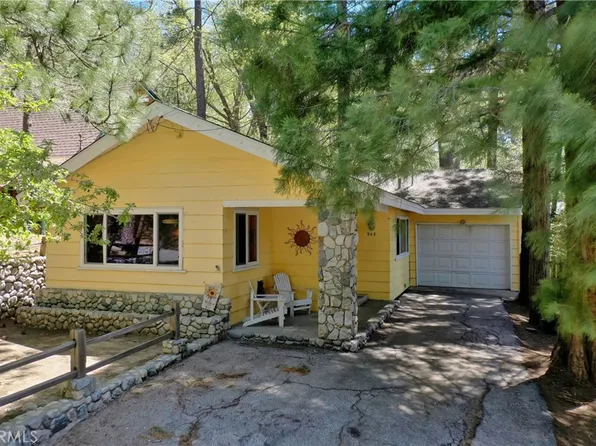943 Meadowbrook Rd, Lake Arrowhead, CA 92352
