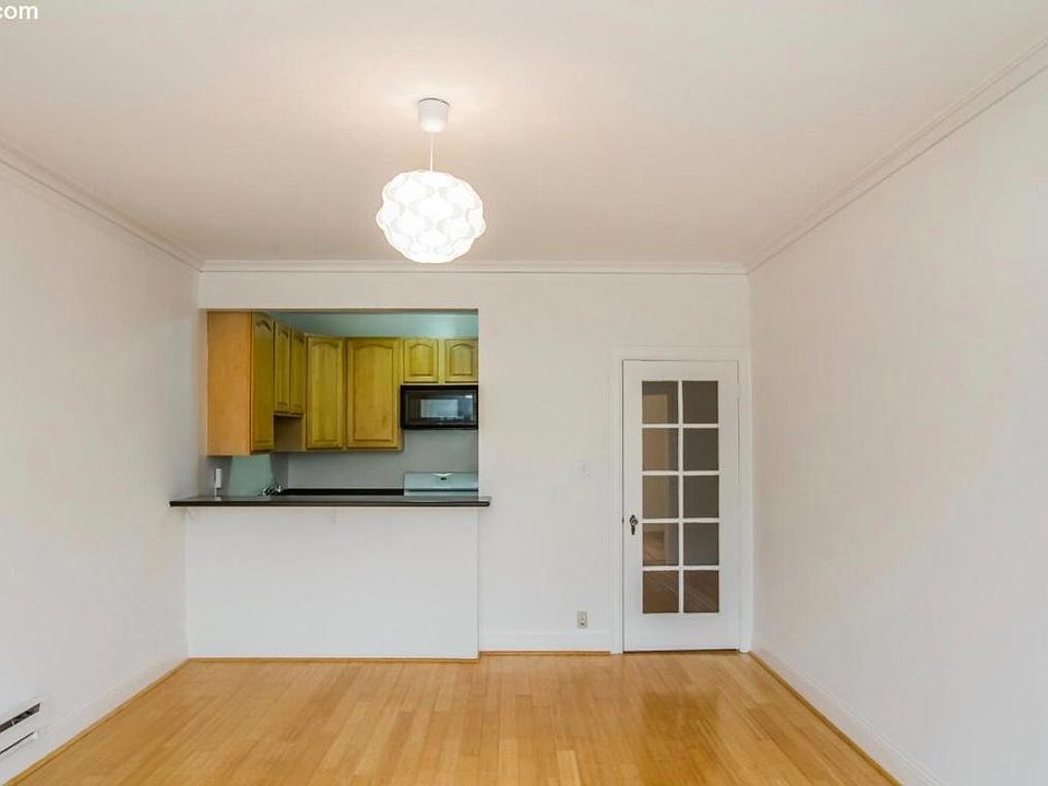 1st image of 2240 Lombard St #1