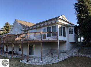 335 Lighthouse Way S #27, Manistee, MI 49660