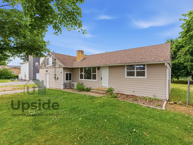 8719 E Valleyway Ave — Photo 45