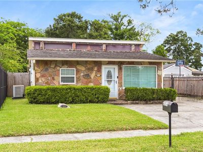 4514 Metropolitan Dr, New Orleans, LA, 70126
