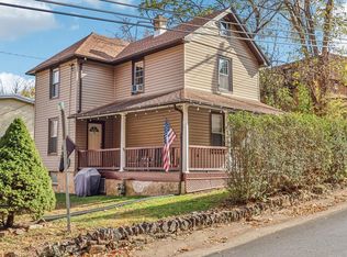 403 N Sycamore Ave, Clifton Heights, PA 19018