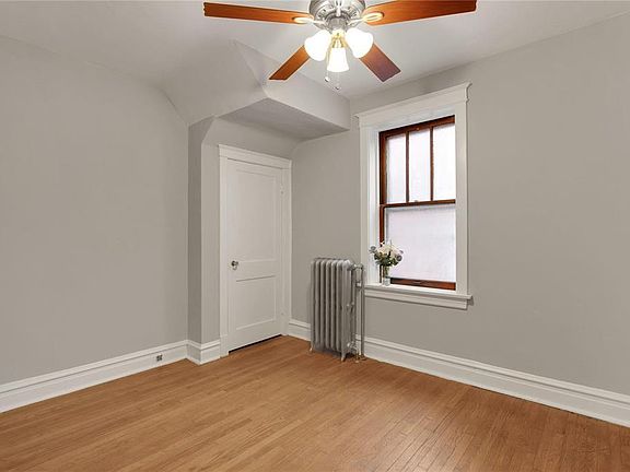 3rd image of 3669 Montana St