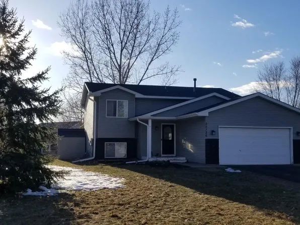 25726 9th St W, Zimmerman, MN 55398