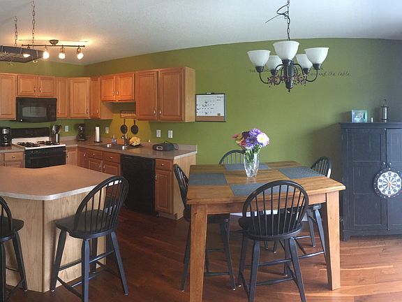Kitchen/Dining
