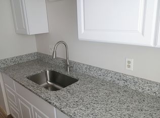 14 Randall St APT 1, Taunton, MA 02780