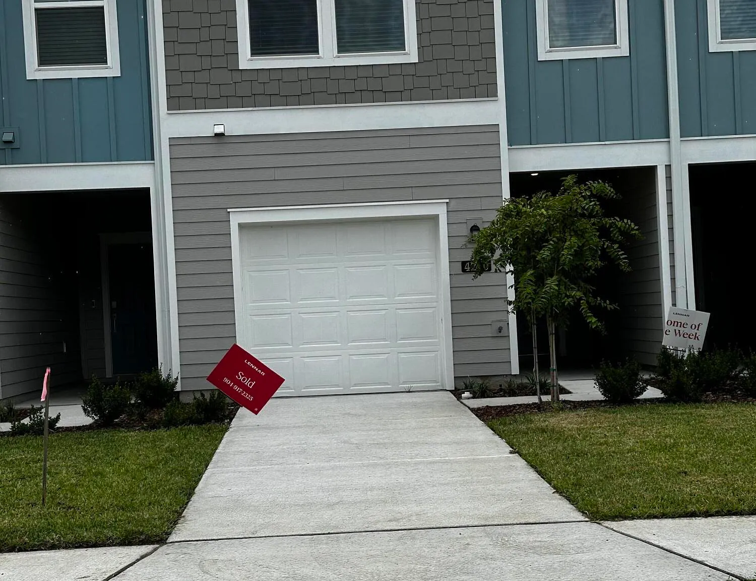 3 bed, 2.5 bath, 1707 sqft, $1,895 — Photo 2