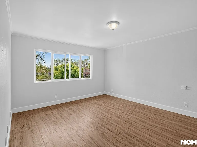 22811 Malaga Way — Photo 7
