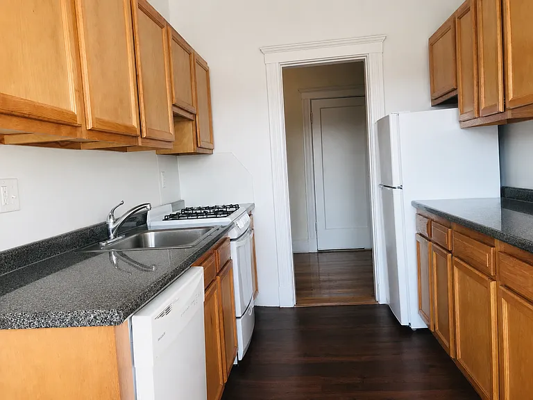 1820 Commonwealth Ave #22A — Photo 5