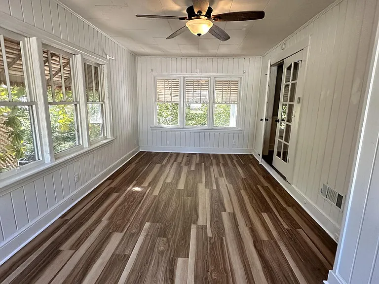 625 Ridgewood Ave — Photo 10