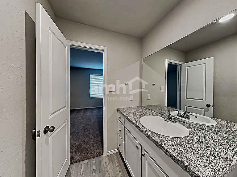10603 Varmus Dr — Photo 10