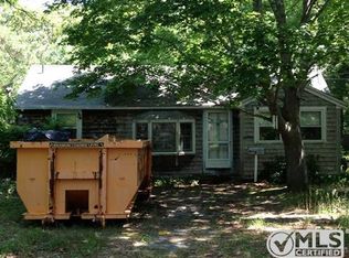 14 Silverleaf Ln, West Yarmouth, MA 02673
