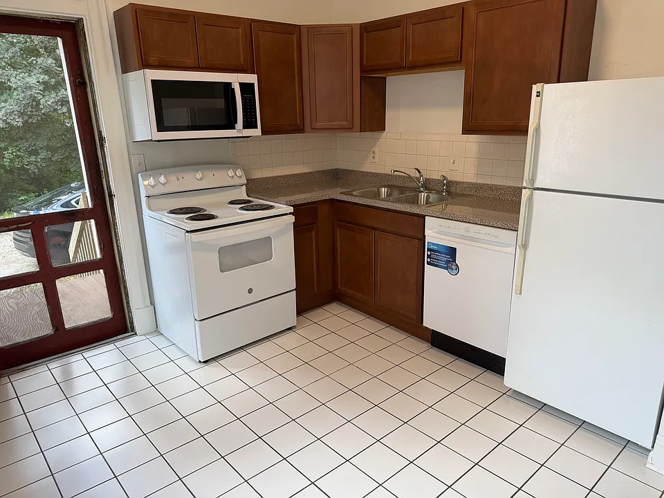 2435 Madison Rd #1