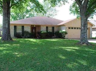 2045 Rafes Way, Beaumont, TX 77706