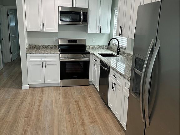 4th image of 13097 Mizell Ave