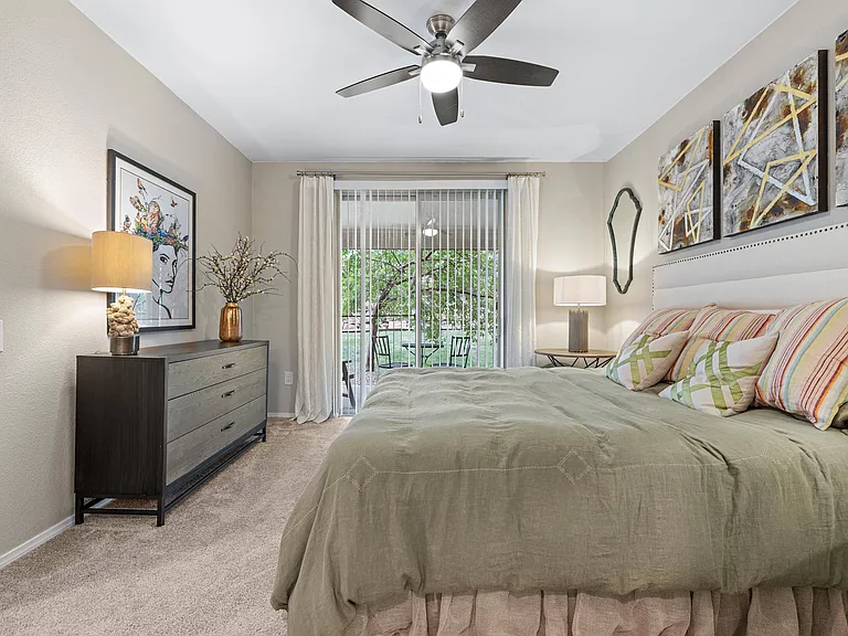 Montrachet Apartment Homes — Photo 7