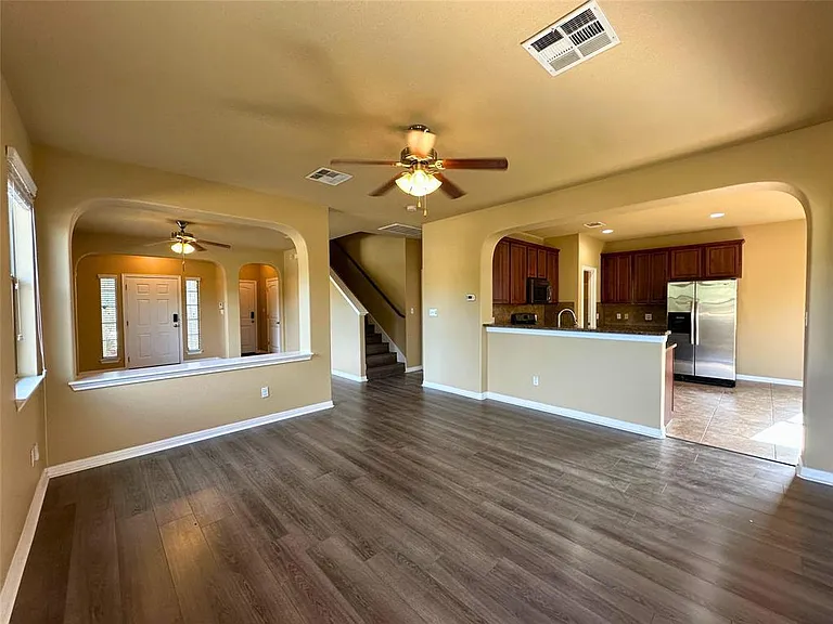 321 Braylen Cv — Photo 5