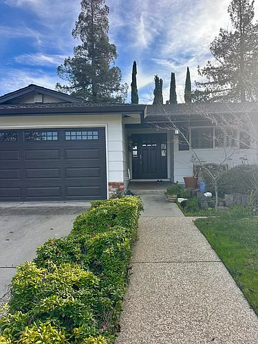 1254 Butterfly Dr Photo 1
