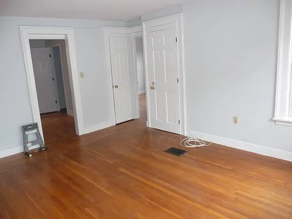 24 Pearl St #2 — Photo 6