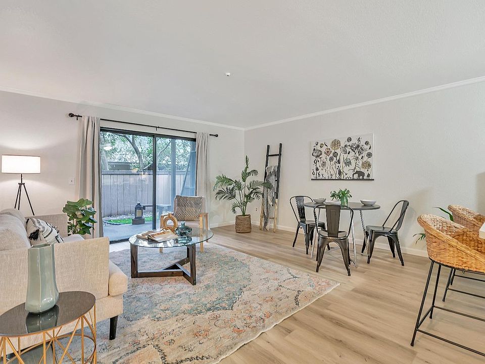 1st image of 62 Creek Court