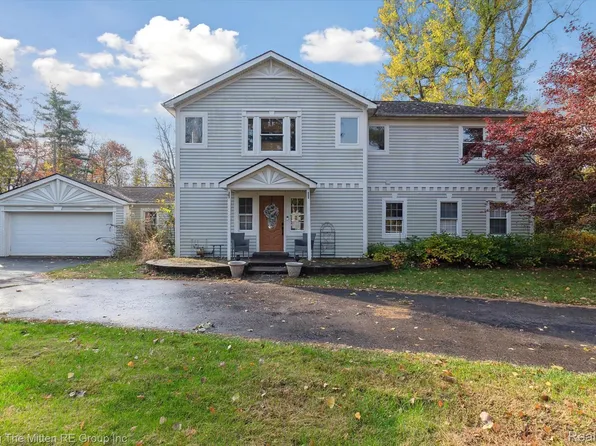 30649 River Gln, Farmington Hills, MI 48336