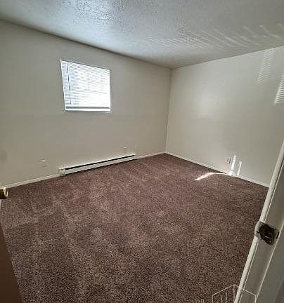 5th image of 38 Estate Dr