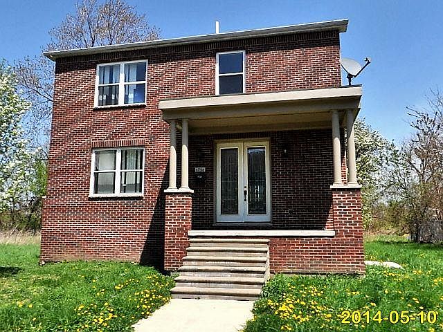 1756 Townsend St, Detroit, MI 48214 | Zillow