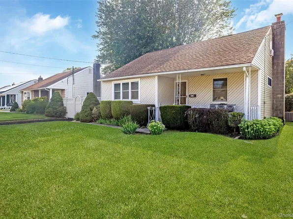 82 Herman Avenue, North Babylon, NY 11703