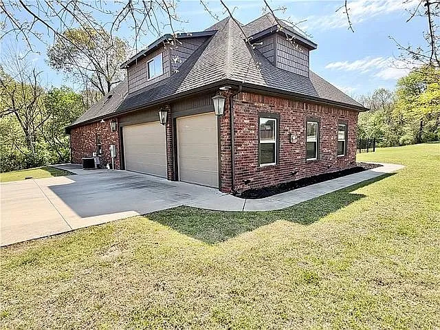 508 Candlelight Cir — Photo 9