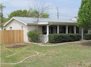 300 Grand Prairie Cir, Dripping Springs, TX 78620