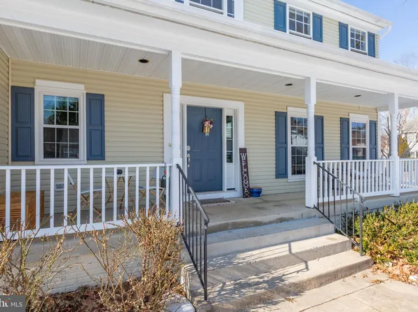 6 Sunstone Dr, Fredericksburg, VA 22406