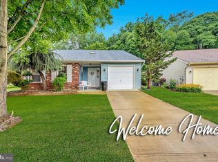 108 Hilltop Ct, Columbus, NJ 08022
